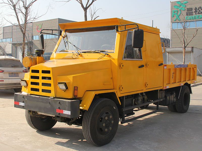 CSQ-5T矿用双排运输车